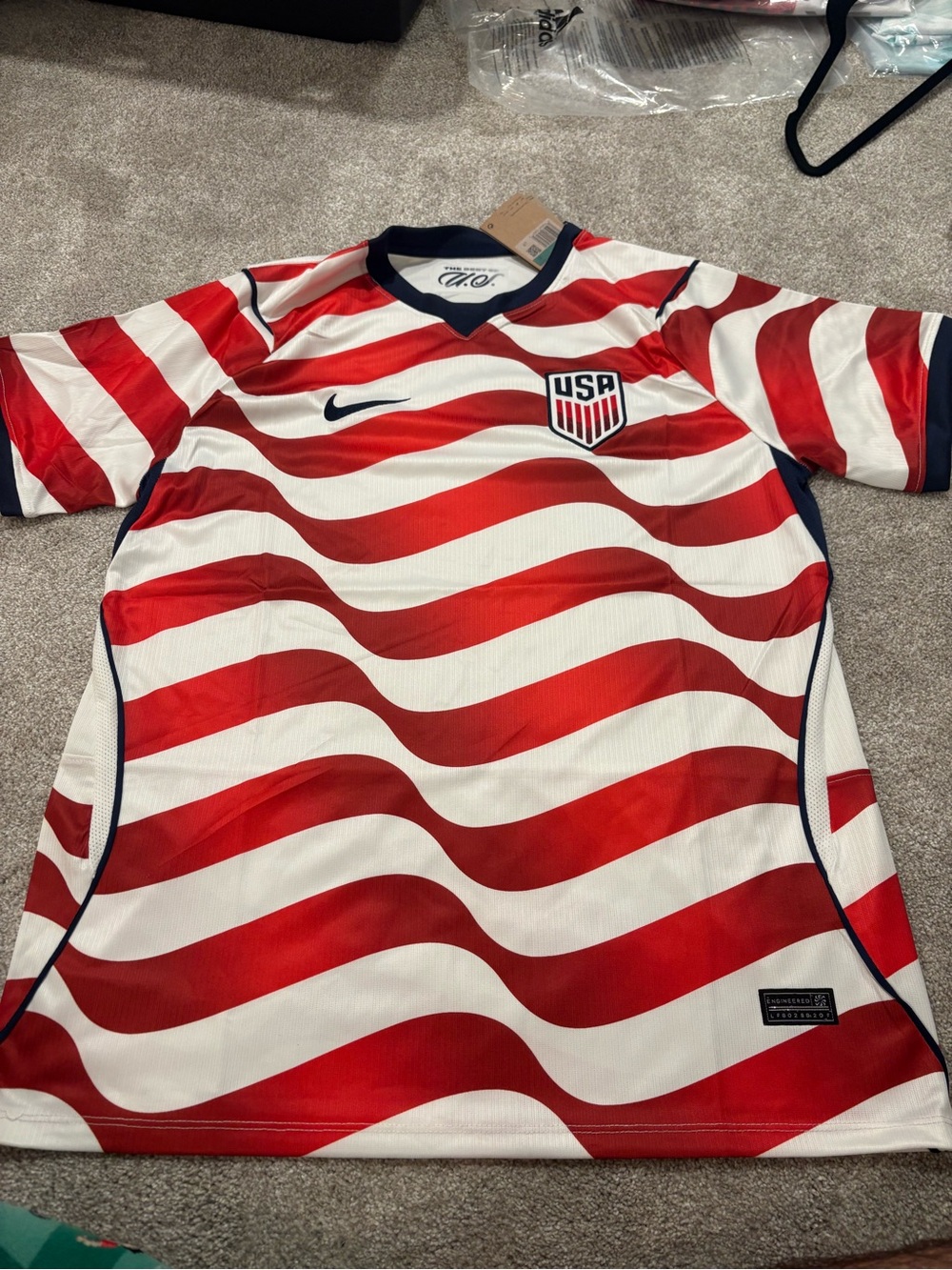 Nike USA WORLD CUP plain Red & White Wave Soccer Jersey SLIM FIT JERSEY